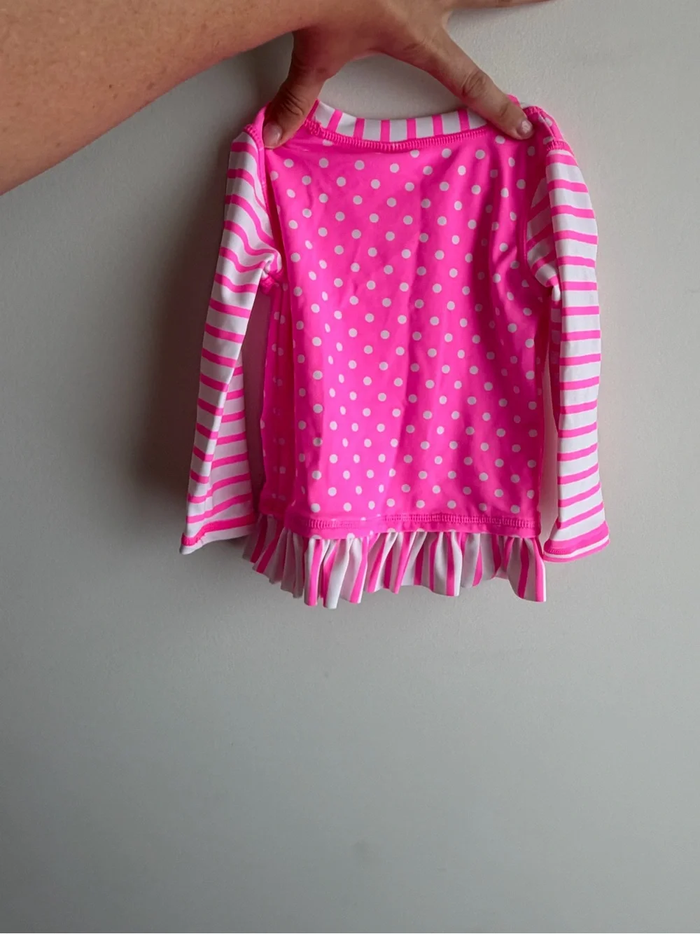 NWT Ruffle butts rash guard size 12-18 months